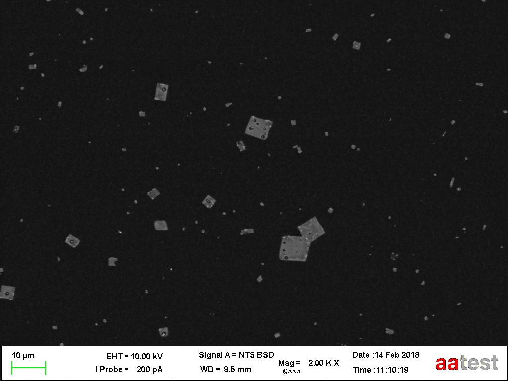 Salzkristalle Fenstertrübung Labor (1)