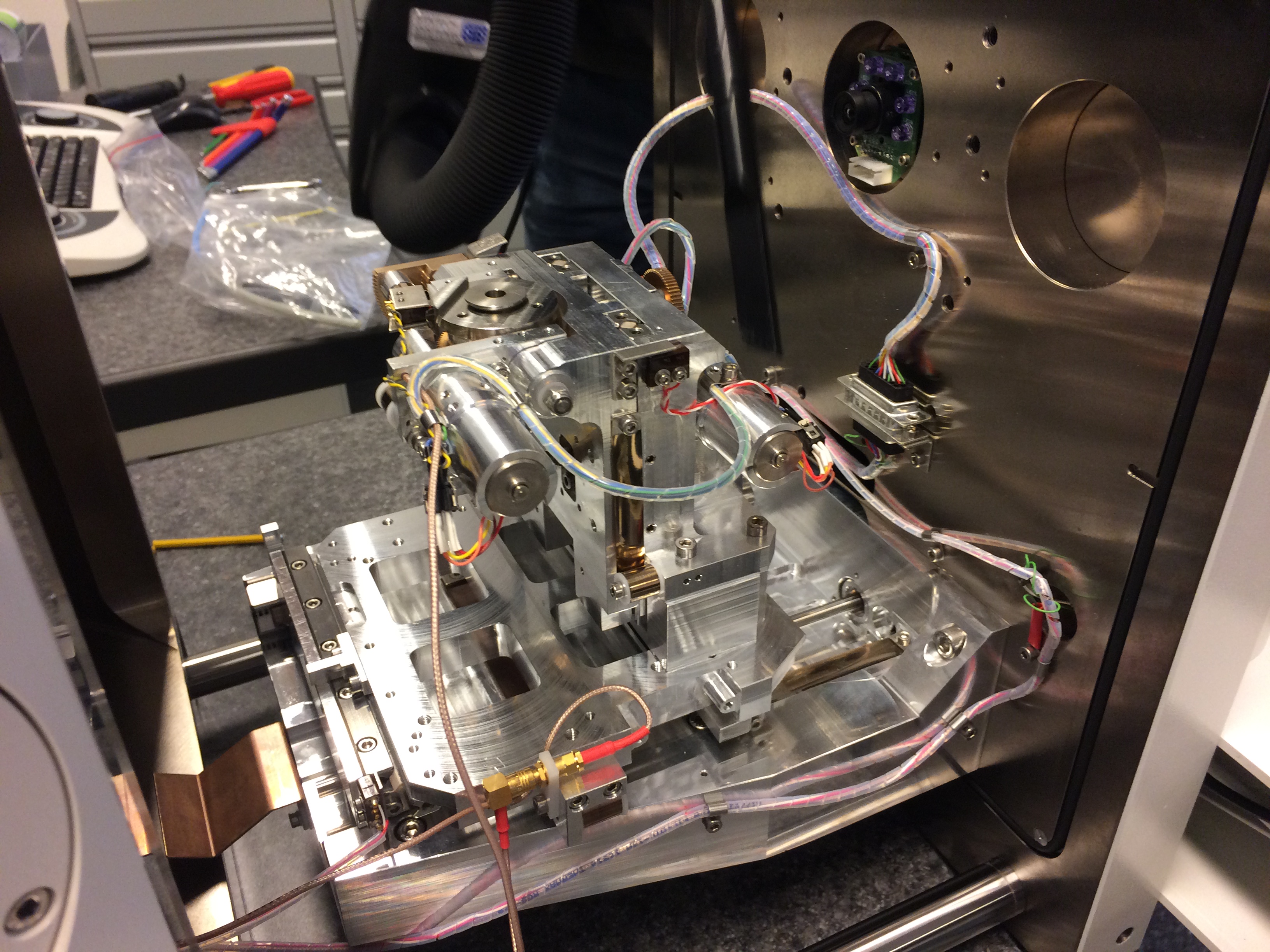 2. Probentisch 5 Achsig